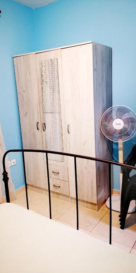 Apartment Oazis Ofrínion المظهر الخارجي الصورة